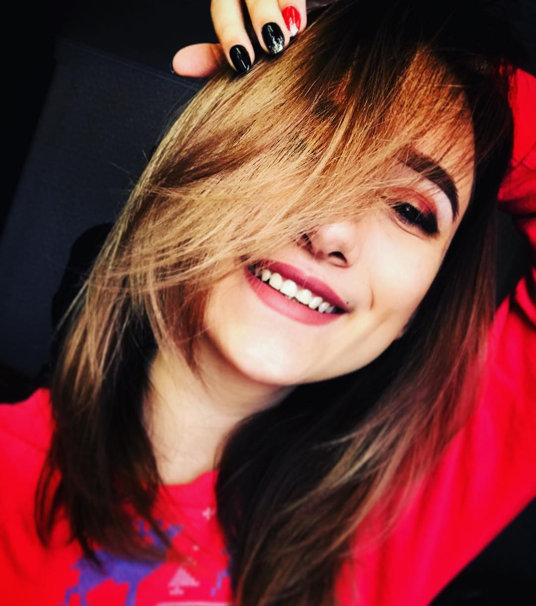 Виолетта привлекальеная девушка из Бунге цена от 3500 руб