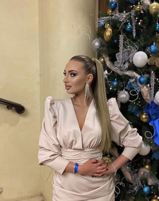 🎥 Снежана привлекальеная девушка из Бунге цена от 8000 руб