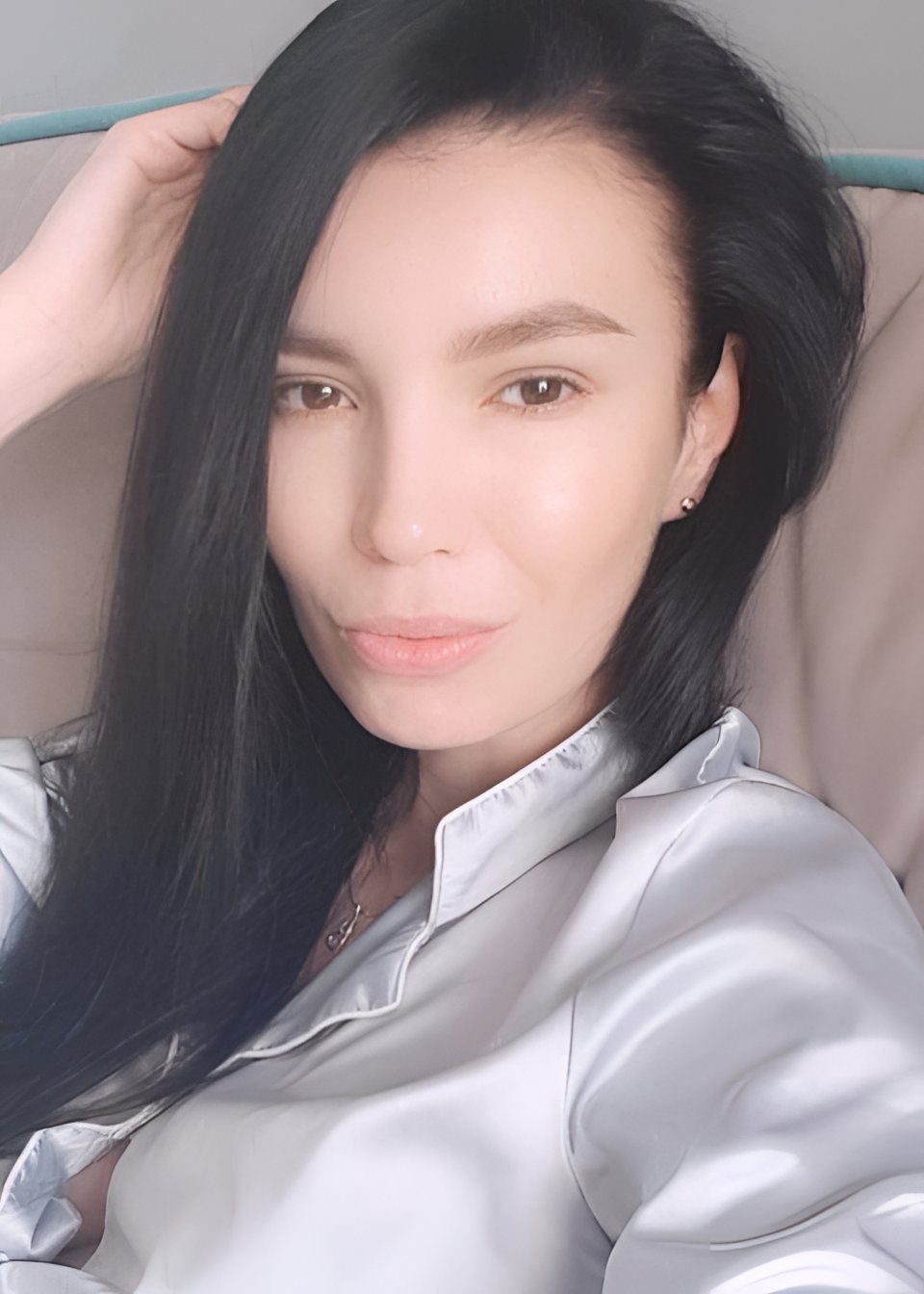 Соня привлекальеная девушка из Бунге цена от 6000 руб