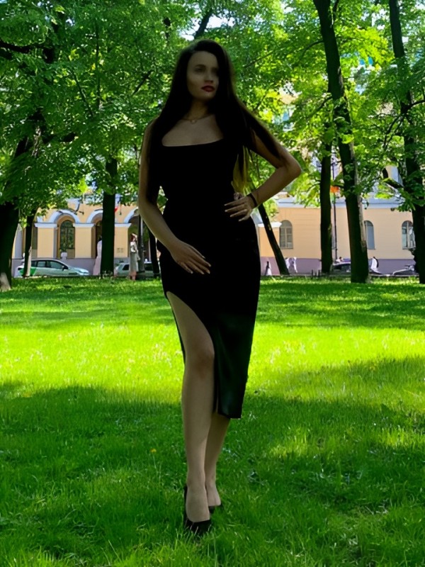 Оксана привлекательная девушка из Бунге цена от 10000 руб