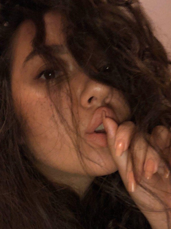 Олька привлекательная девушка из Бунге цена от 3500 руб