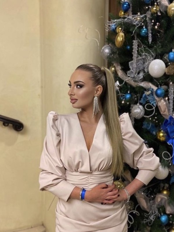 🎥 Снежана привлекательная девушка из Бунге цена от 8000 руб